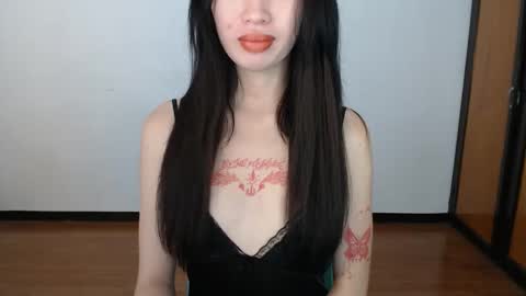 Snapshot of lil_arcii chatting on April 7, 2026, 5:57 pm lil_arcii online show from April 7, 2026, 5:57 pm