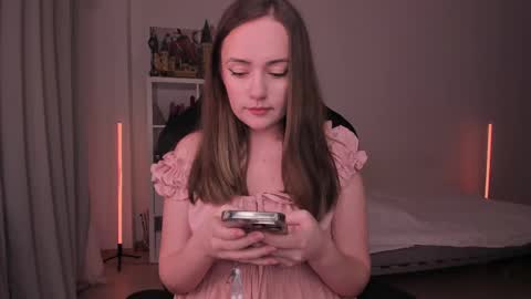 Snapshot of lil_happiness chatting on February 9, 2025, 6:16 pm for free registration 3 online show from February 9, 2025, 6:16 pm