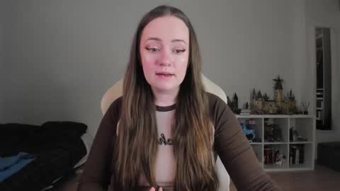 Snapshot of lil_happiness chatting on February 11, 2026, 11:32 pm for free registration 3 online show from February 11, 2026, 11:32 pm