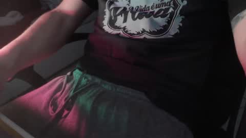 Snapshot of lil_j_ chatting on April 3, 2026, 10:52 pm lil_j_ online show from April 3, 2026, 10:52 pm