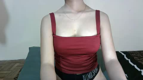 lil_jane21 online show from September 10, 2025, 10:32 pm