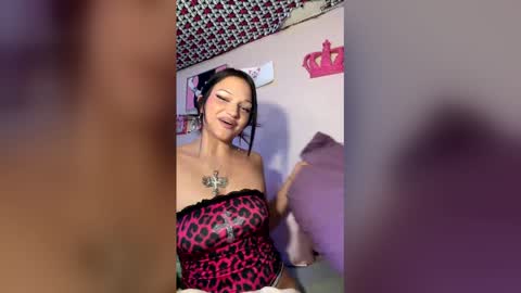 lil_luluvert online show from May 6, 2026, 3:02 am