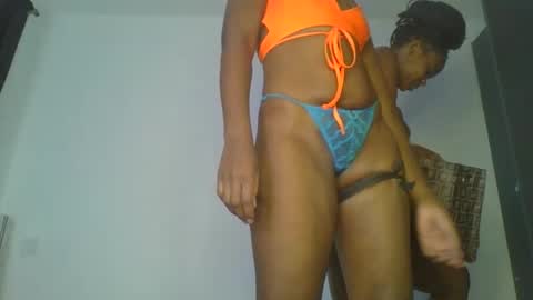 Snapshot of lil_meg chatting on February 23, 2026, 12:09 am lil_meg online show from February 23, 2026, 12:09 am