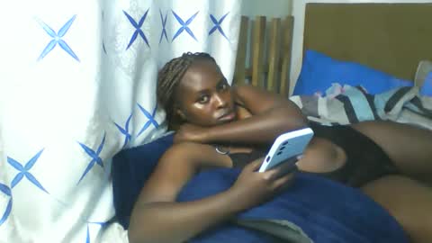Snapshot of lil_wamboi chatting on May 16, 2026, 8:18 pm lil_wamboi online show from May 16, 2026, 8:18 pm