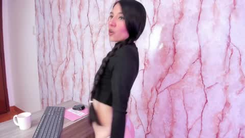 Lila online show from January 28, 2025, 8:15 pm