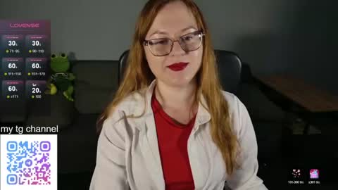 Snapshot of lila_pitt chatting on July 25, 2026, 8:01 am lila_pitt online show from July 25, 2026, 8:01 am