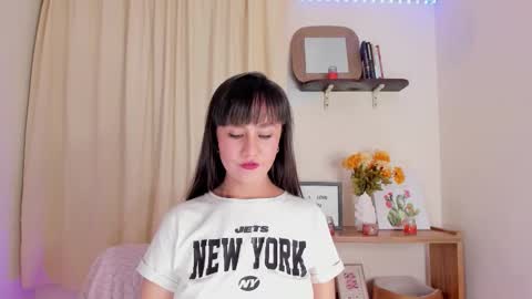 Lila  online show from November 13, 2025, 10:52 pm