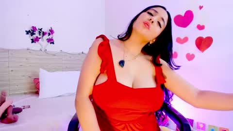 Snapshot of lilah_sweet chatting on February 14, 2026, 4:31 am Lilah Sweet online show from February 14, 2026, 4:31 am