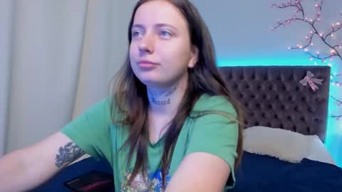 Snapshot of lilavame chatting on September 20, 2025, 7:37 pm LilaVame online show from September 20, 2025, 7:37 pm