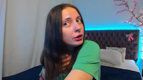 Snapshot of lilavame chatting on October 8, 2025, 2:04 pm LilaVame online show from October 8, 2025, 2:04 pm