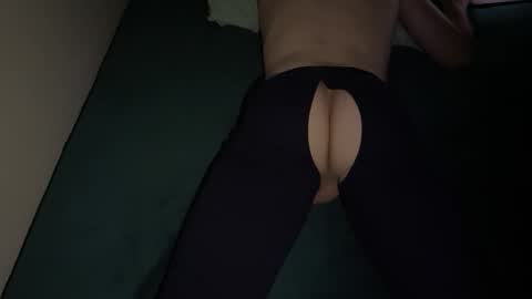 lilbenny05 online show from March 23, 2026, 6:28 am