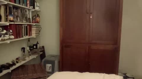 lilbi85_ online show from December 9, 2024, 12:23 am