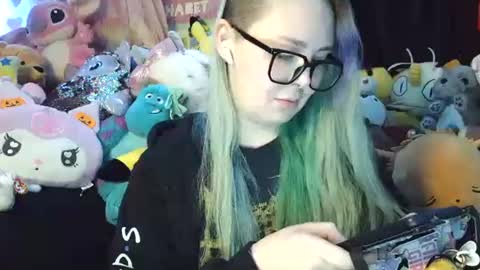 emily ryanson online show from December 18, 2024, 8:03 pm