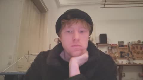lilginge1 online show from February 13, 2026, 7:10 pm