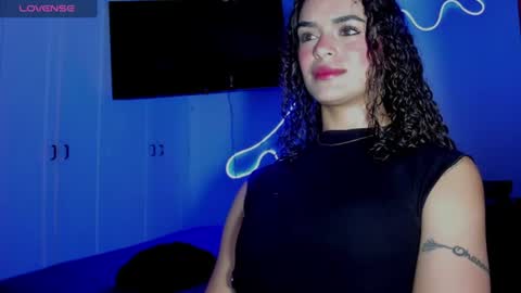 Snapshot of lili_evanss chatting on July 25, 2026, 3:53 pm lili_evanss online show from July 25, 2026, 3:53 pm