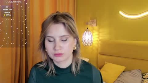 Lilian  online show from April 26, 2026, 1:58 am