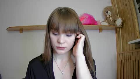 Lili online show from March 27, 2026, 9:25 pm