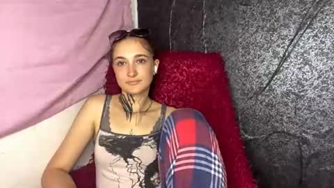 Lily online show from June 28, 2026, 3:51 pm