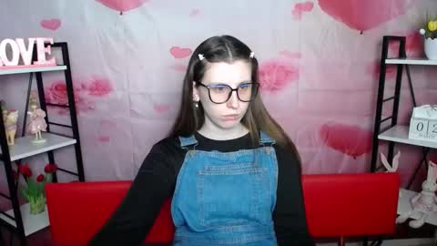 lilianashine online show from March 2, 2026, 6:03 am