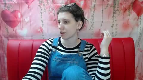 lilianashine online show from April 7, 2026, 5:08 am