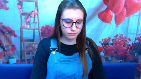 Snapshot of lilianashine chatting on April 19, 2026, 5:07 am lilianashine online show from April 19, 2026, 5:07 am