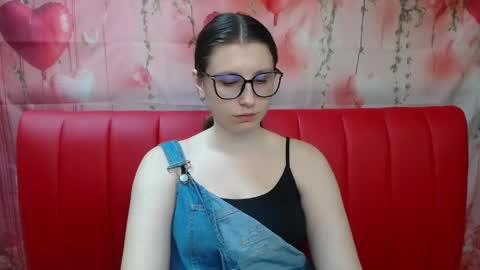 Snapshot of lilianashine chatting on May 24, 2026, 5:12 am lilianashine online show from May 24, 2026, 5:12 am