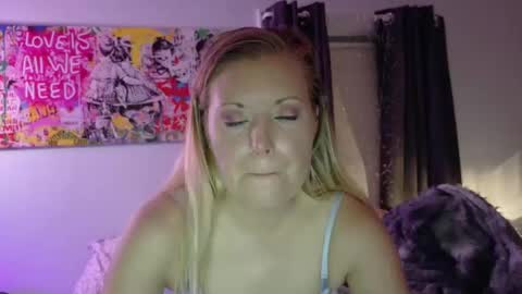 Snapshot of lilianaslilsecret chatting on May 17, 2026, 9:49 am LilianaX online show from May 17, 2026, 9:49 am