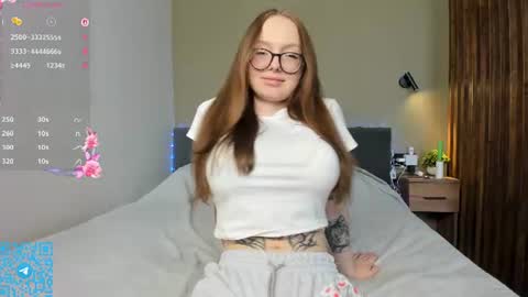 Snapshot of liliangaye chatting on July 17, 2026, 7:15 am liliangaye online show from July 17, 2026, 7:15 am