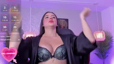 Snapshot of lilicooper_ chatting on January 15, 2025, 8:37 pm Lili Cooper online show from January 15, 2025, 8:37 pm