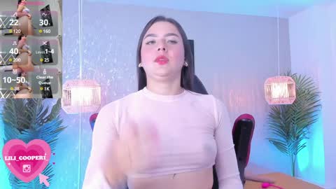 Snapshot of lilicooper_ chatting on January 20, 2025, 8:29 pm Lili Cooper online show from January 20, 2025, 8:29 pm