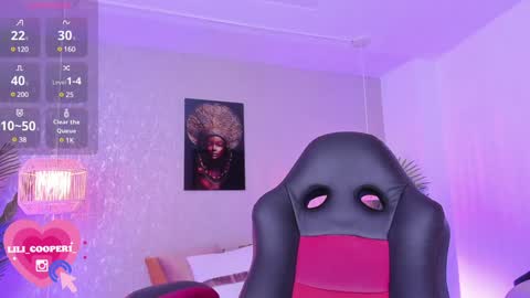 Snapshot of lilicooper_ chatting on January 21, 2025, 8:32 pm Lili Cooper online show from January 21, 2025, 8:32 pm