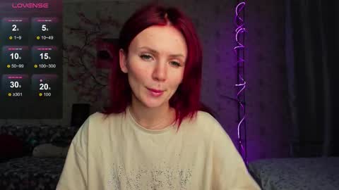Snapshot of lilie_brown chatting on October 5, 2025, 8:56 am Lilie online show from October 5, 2025, 8:56 am