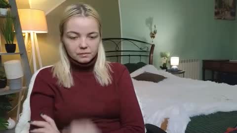 Lilie online show from February 15, 2025, 11:06 am