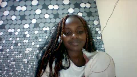 liligal online show from June 11, 2026, 7:34 pm