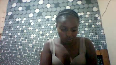 liligal online show from June 29, 2026, 7:36 pm