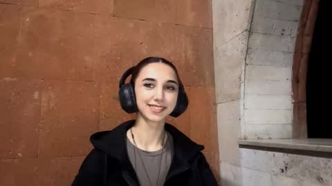 Snapshot of lilihalvorsen chatting on September 11, 2025, 10:10 pm Lina online show from September 11, 2025, 10:10 pm