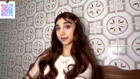 Lina online show from January 7, 2026, 10:12 pm