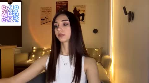 Lina online show from February 21, 2026, 10:22 pm