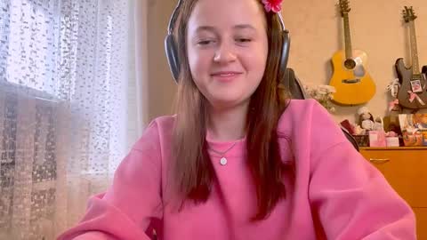 Lili online show from November 20, 2025, 4:45 am