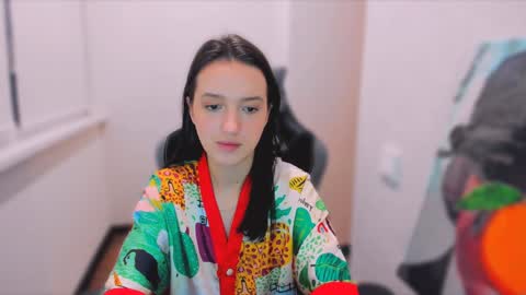 Snapshot of lililaluna chatting on January 13, 2025, 8:26 pm             ...  online show from January 13, 2025, 8:26 pm