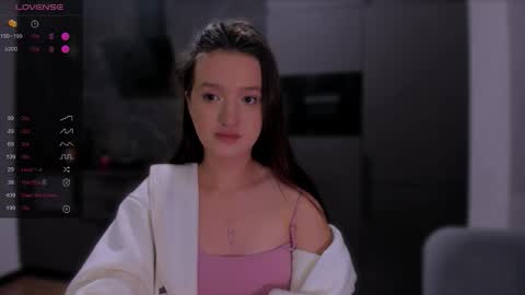 Snapshot of lililaluna chatting on September 12, 2025, 9:15 pm             ...  online show from September 12, 2025, 9:15 pm