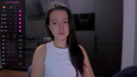 Snapshot of lililaluna chatting on October 14, 2025, 5:36 pm             ...  online show from October 14, 2025, 5:36 pm