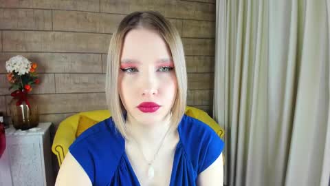Snapshot of lililinn chatting on February 19, 2025, 5:49 am LiliLinn online show from February 19, 2025, 5:49 am