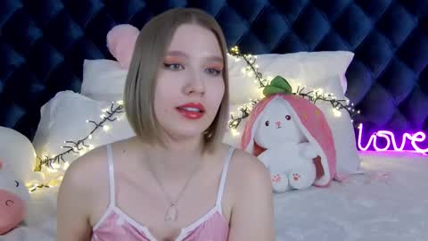 Snapshot of lililinn chatting on March 3, 2025, 10:38 am LiliLinn online show from March 3, 2025, 10:38 am