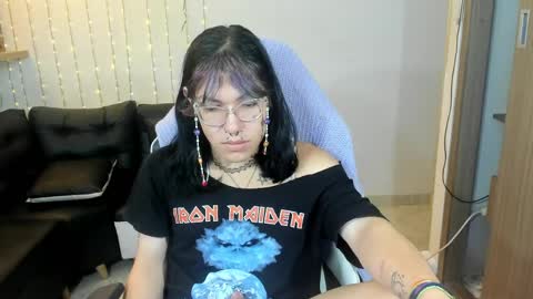 lilith  online show from March 30, 2026, 1:12 pm