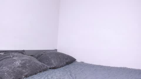 Snapshot of lilith_blond chatting on December 14, 2024, 4:23 am lilith_blond online show from December 14, 2024, 4:23 am