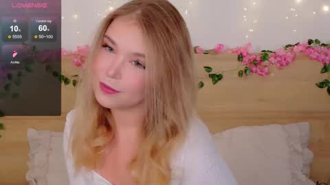Snapshot of lilith_bonheur chatting on October 23, 2025, 8:29 pm Lilith Bonheur online show from October 23, 2025, 8:29 pm