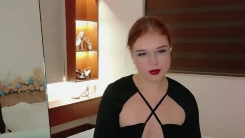 Snapshot of lilith_bonheur chatting on July 21, 2026, 9:06 pm Lilith Bonheur online show from July 21, 2026, 9:06 pm