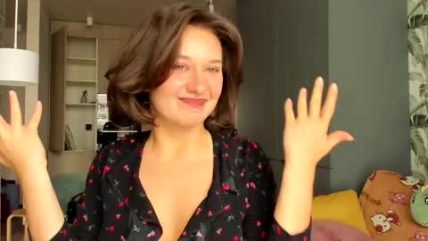 lilith online show from November 8, 2025, 11:43 am