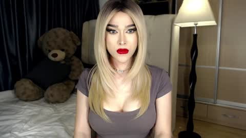 Snapshot of lilith_mazikeen69 chatting on December 10, 2024, 2:27 am QUEEN LILITH BORBON online show from December 10, 2024, 2:27 am